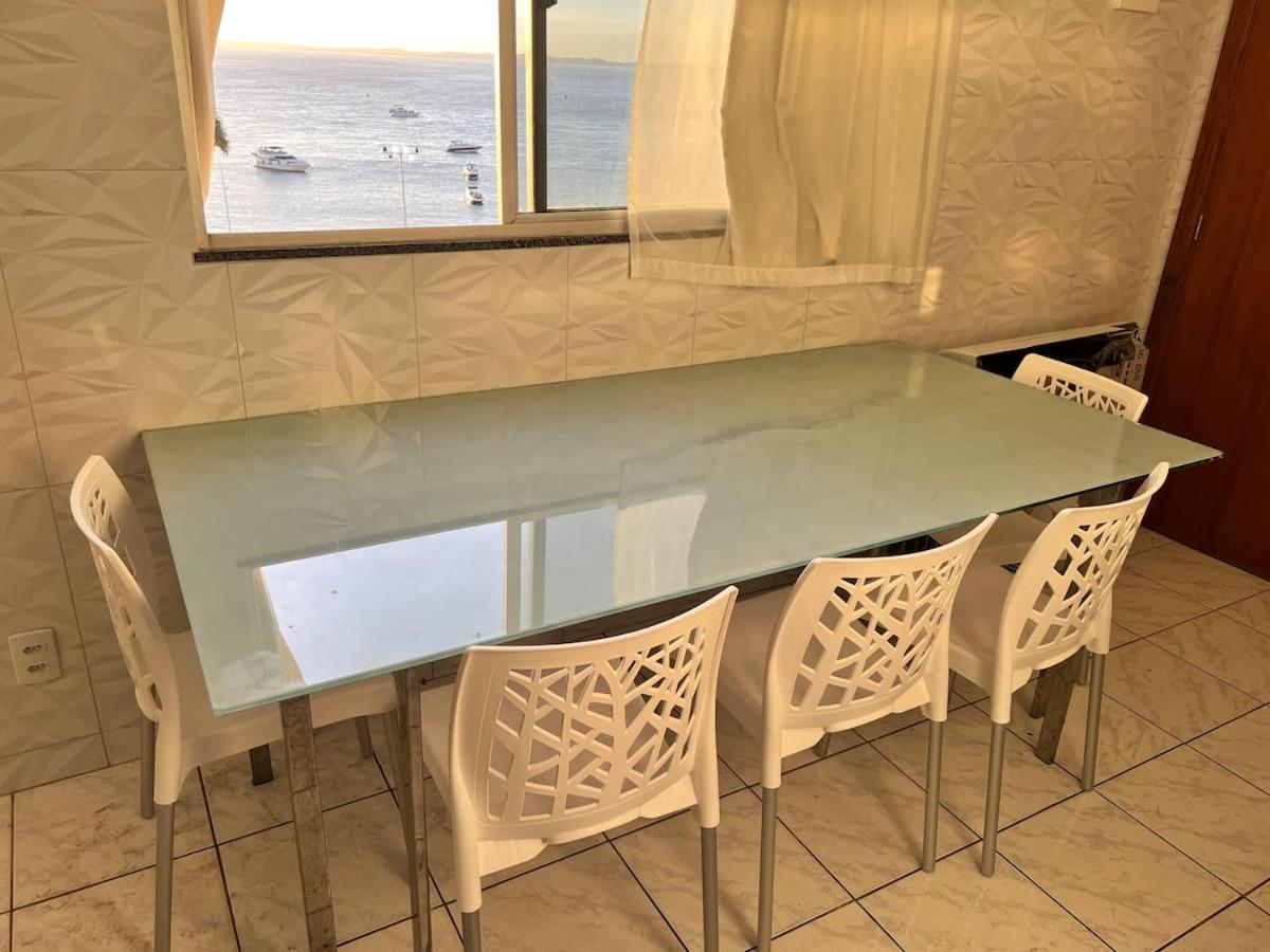 Apartamento No Farol Da Barra. Vista Deslumbrante Para O Mar! No Circuito Do Carnaval. Ao Lado Do Porto Da Barra ! 萨尔瓦多 外观 照片