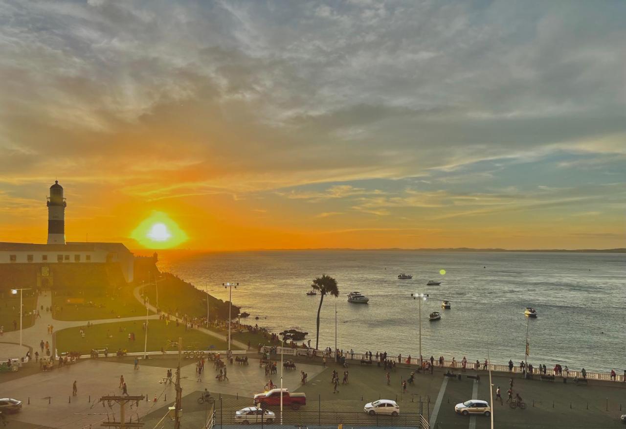 Apartamento No Farol Da Barra. Vista Deslumbrante Para O Mar! No Circuito Do Carnaval. Ao Lado Do Porto Da Barra ! 萨尔瓦多 外观 照片